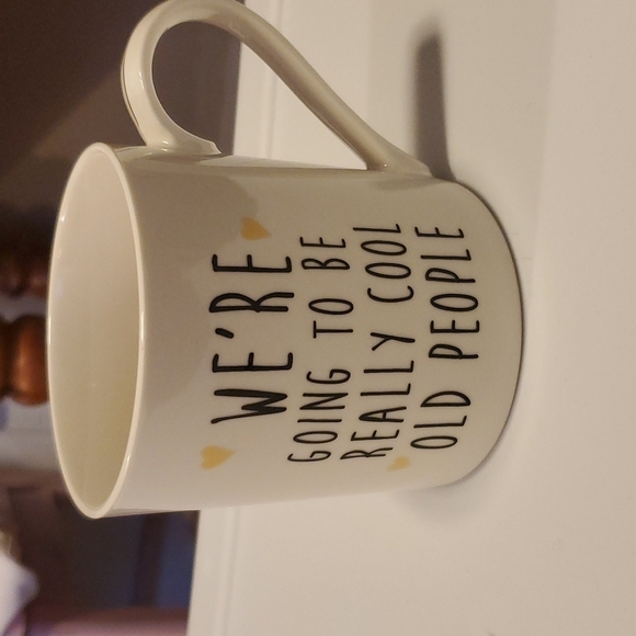 Home Essentials Other - Coffee/ tea mug